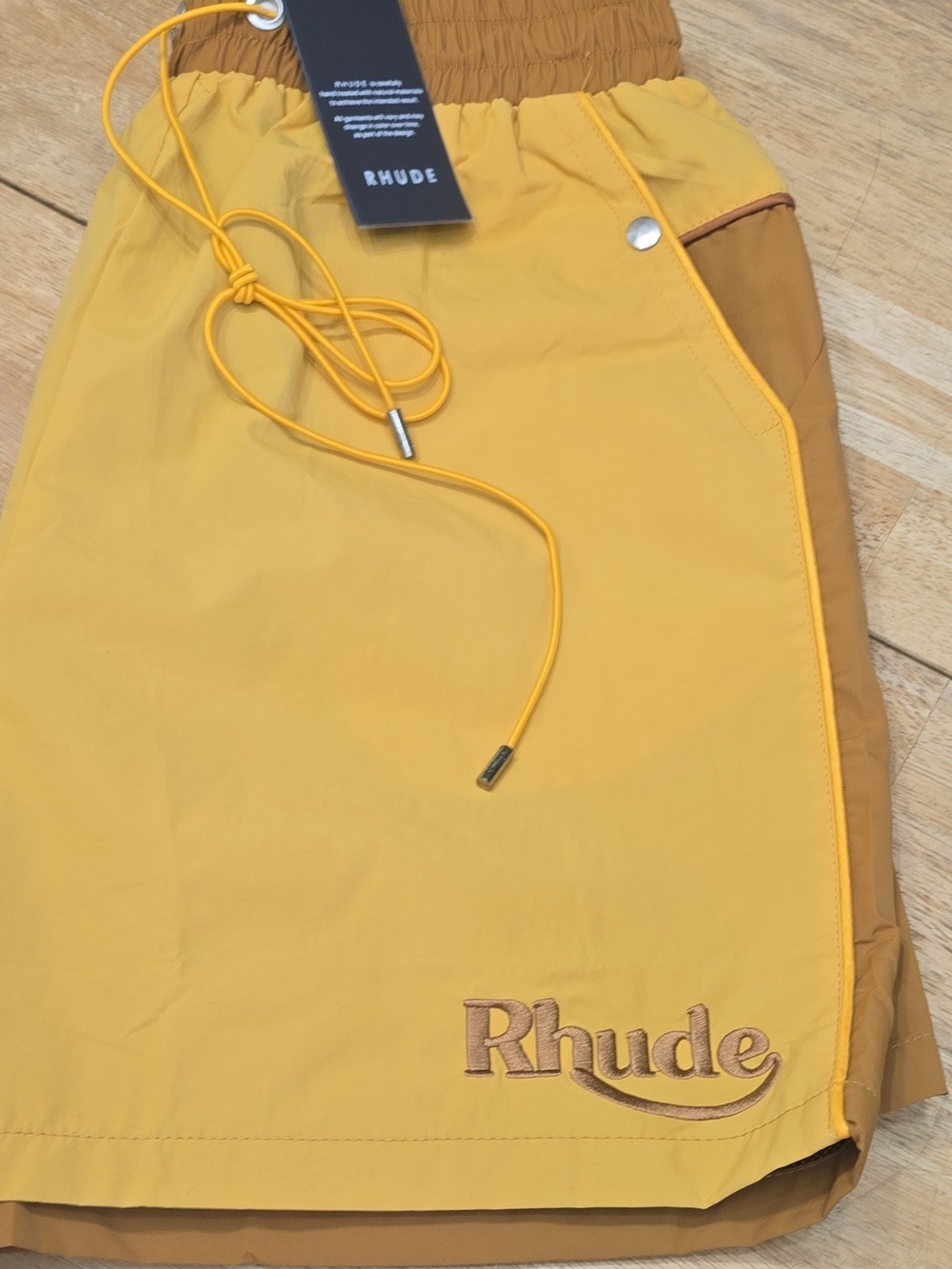 Rhude Men’s Yellow and Brown Two-Tone Drawstring Athletic Shorts